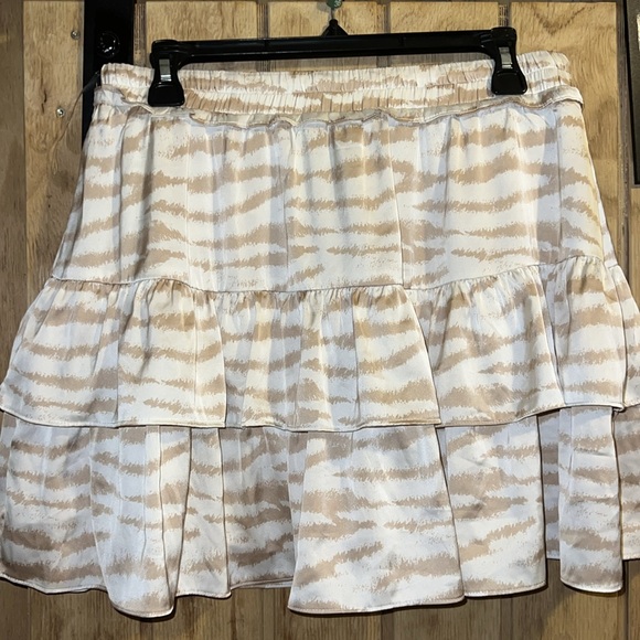 PO:Women’s Skort. - Picture 5 of 6